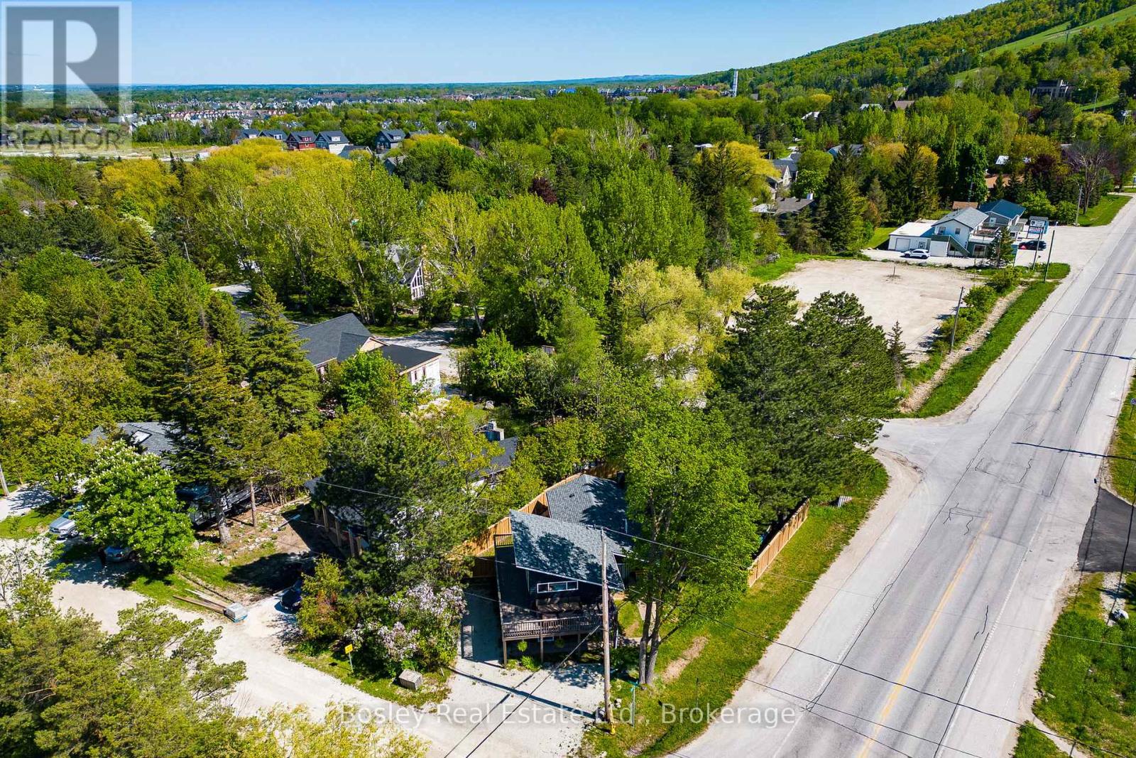 102 Helen Street, Blue Mountains, Ontario  L9Y 3Z2 - Photo 40 - X12325520