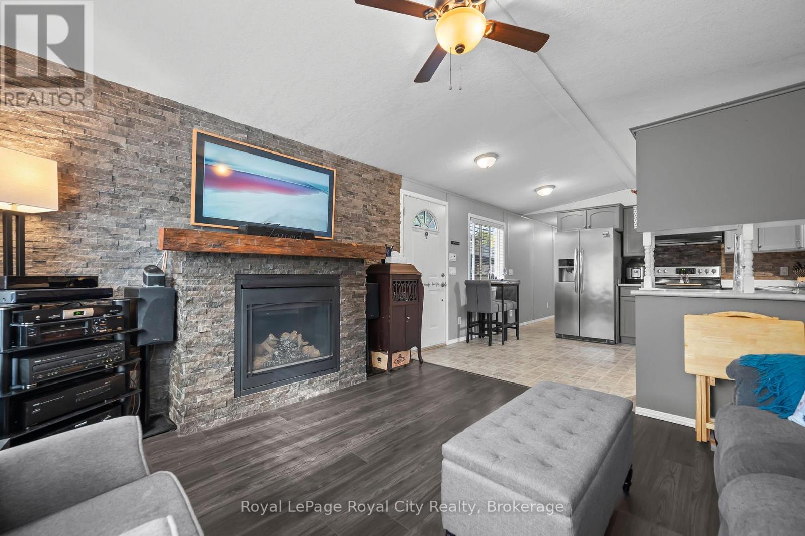 6 Water Street, Puslinch, Ontario  N1H 6H9 - Photo 16 - X12325592