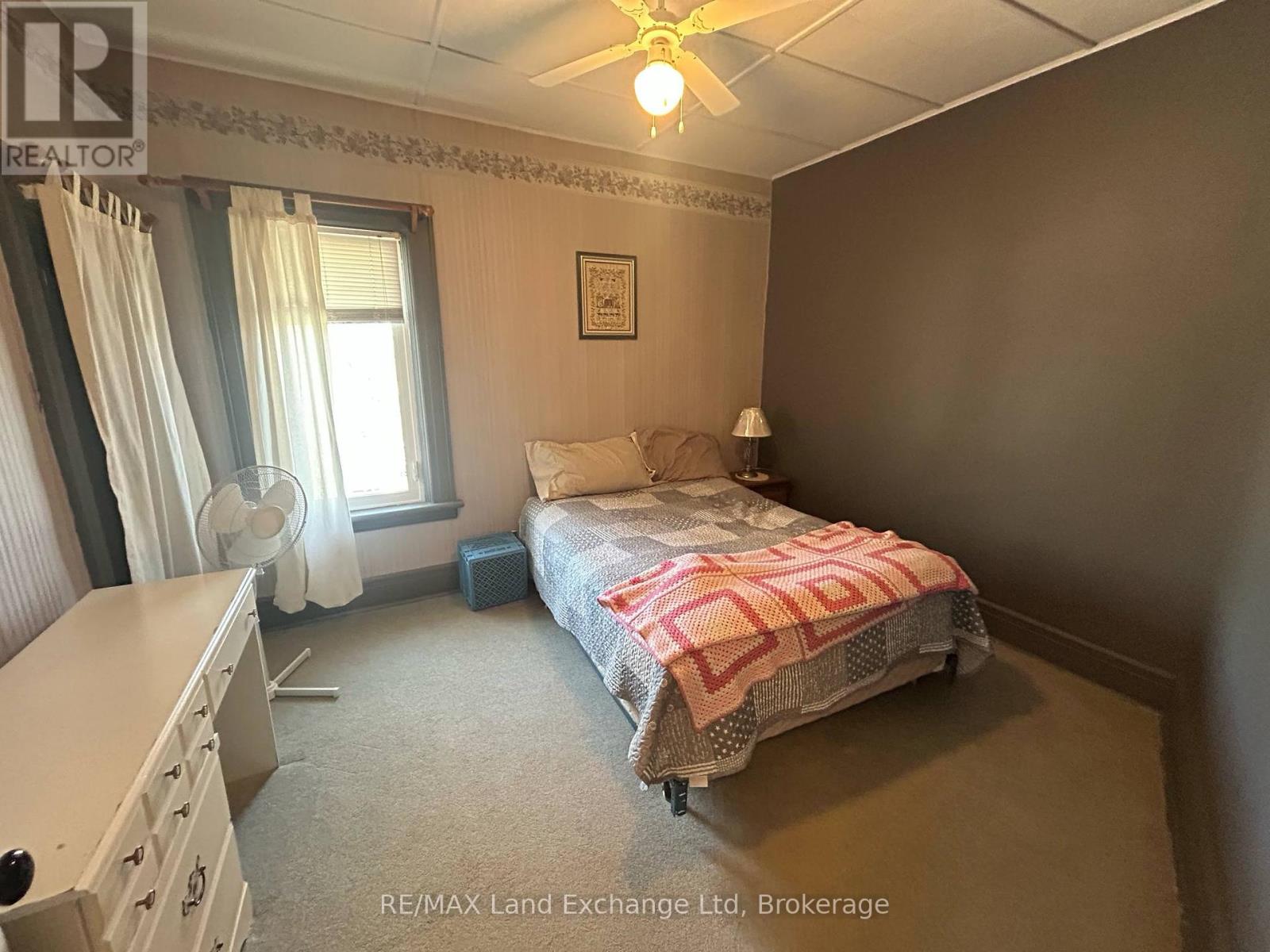 327 Frances Street, North Huron, Ontario  N0G 2W0 - Photo 26 - X12325765