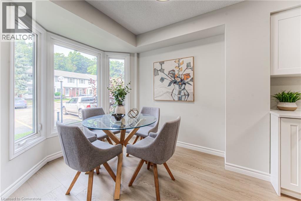 219 Kingswood Drive Unit# 5, Kitchener, Ontario  N2E 3J4 - Photo 3 - 40757029