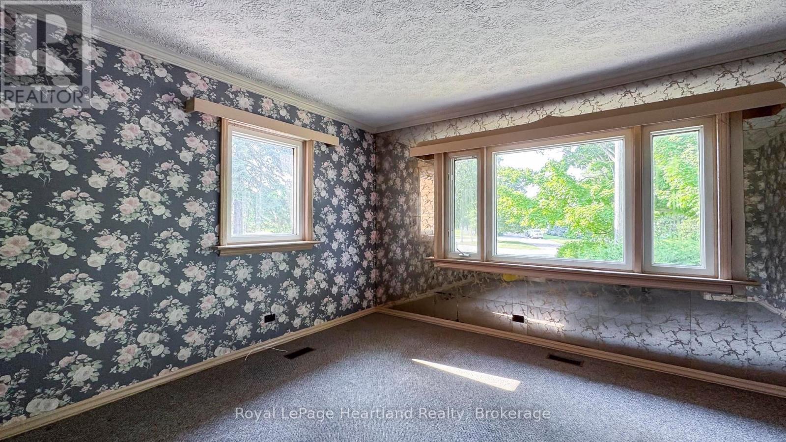 157 Dunlop Street, Central Huron, Ontario  N0M 1L0 - Photo 16 - X12326192