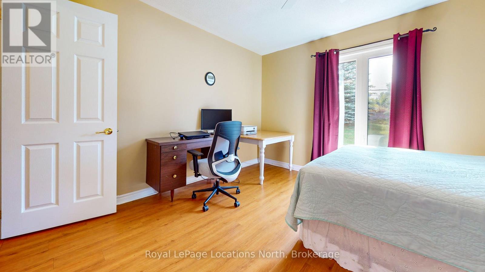 20 Illinois Crescent, Wasaga Beach, Ontario  L9Z 3A8 - Photo 19 - S12326743
