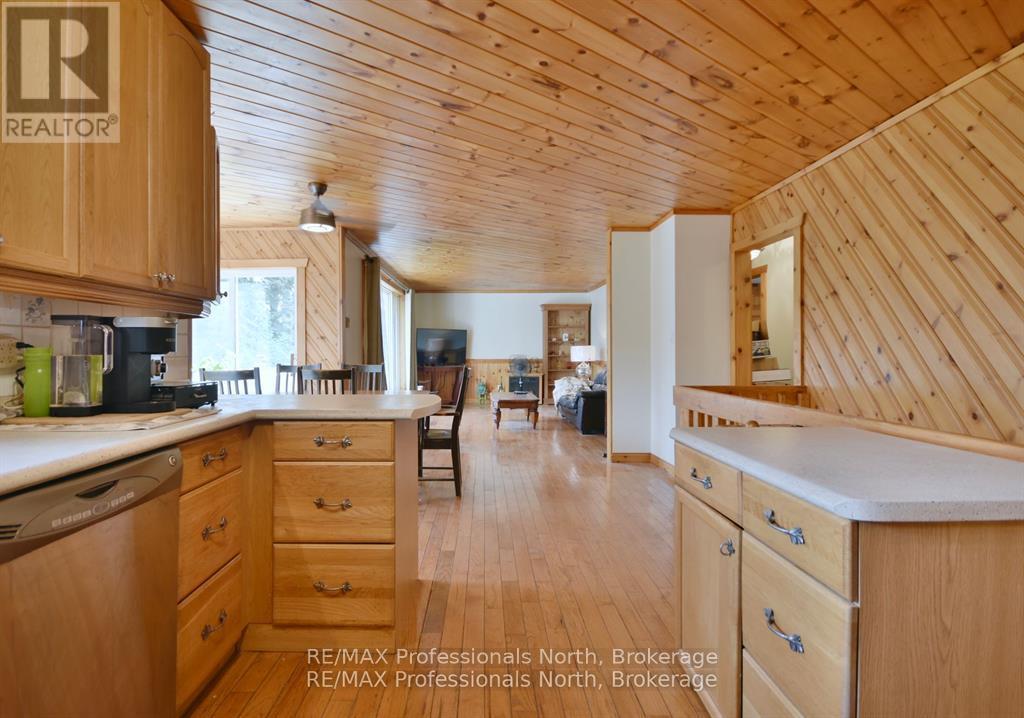 20 Coulter Lane, Bracebridge, Ontario  P1P 1R1 - Photo 23 - X12326716