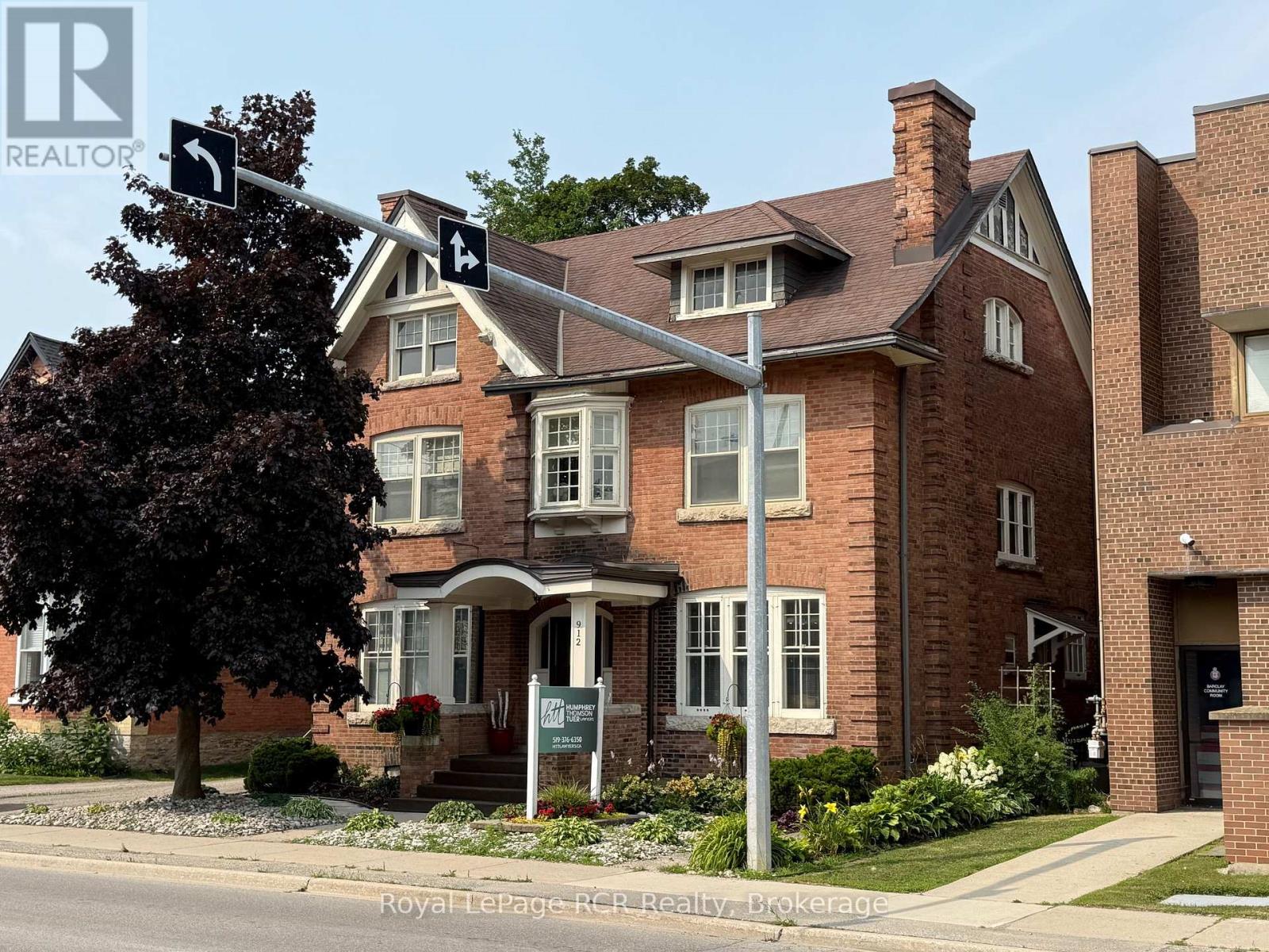 912 2nd Avenue W, Owen Sound, Ontario  N4K 4M7 - Photo 3 - X12326825