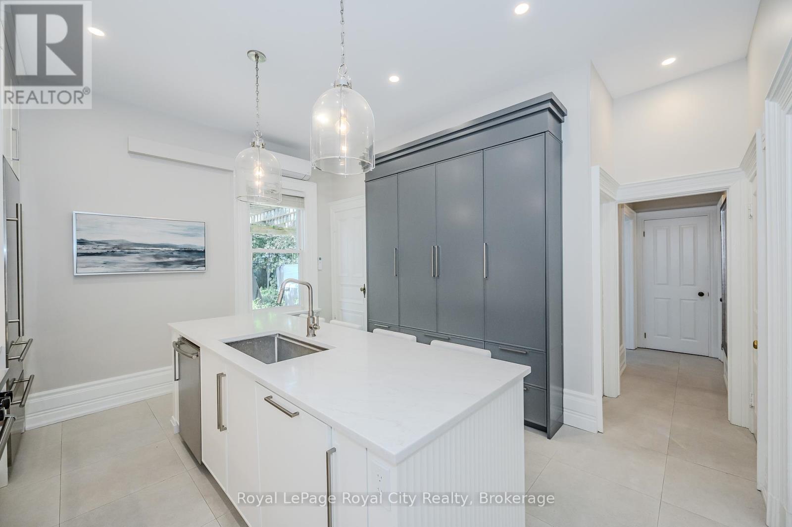 138 Dublin Street N, Guelph, Ontario  N1H 4N7 - Photo 21 - X12326863