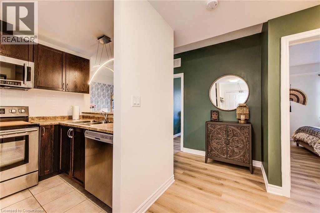 2 Colonial Drive Unit# 401, Guelph, Ontario  N1L 0K8 - Photo 6 - 40757006