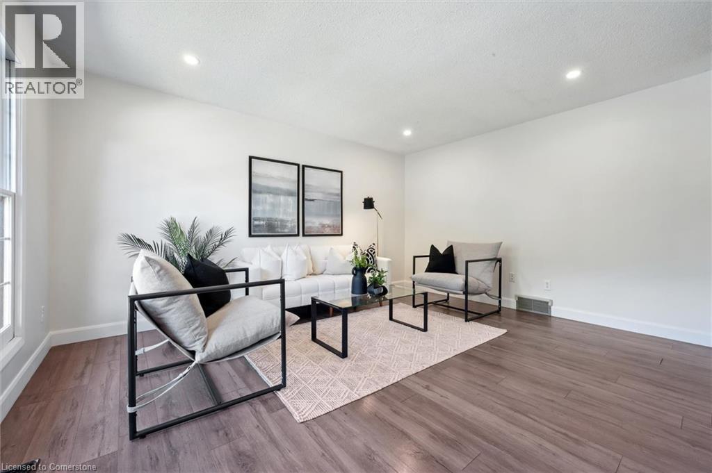 113 MATTHEW Street, Kitchener, Ontario