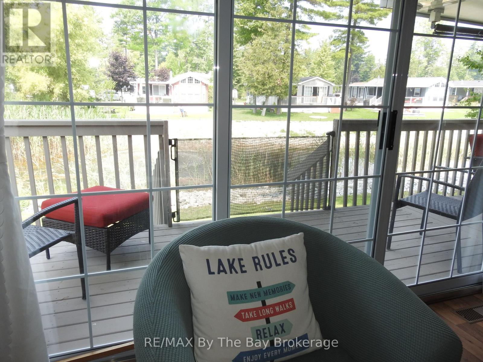 10 Chipewa Trail, Wasaga Beach, Ontario  L9Z 1X7 - Photo 20 - S12327134