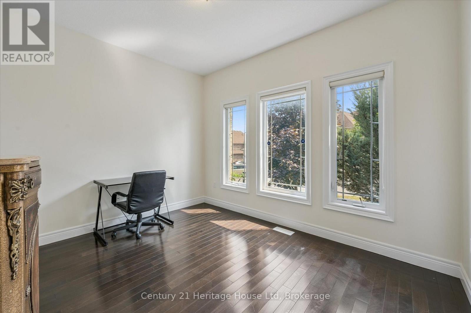 76 Zaduk Place, Guelph, Ontario  N1G 0C4 - Photo 15 - X12327117