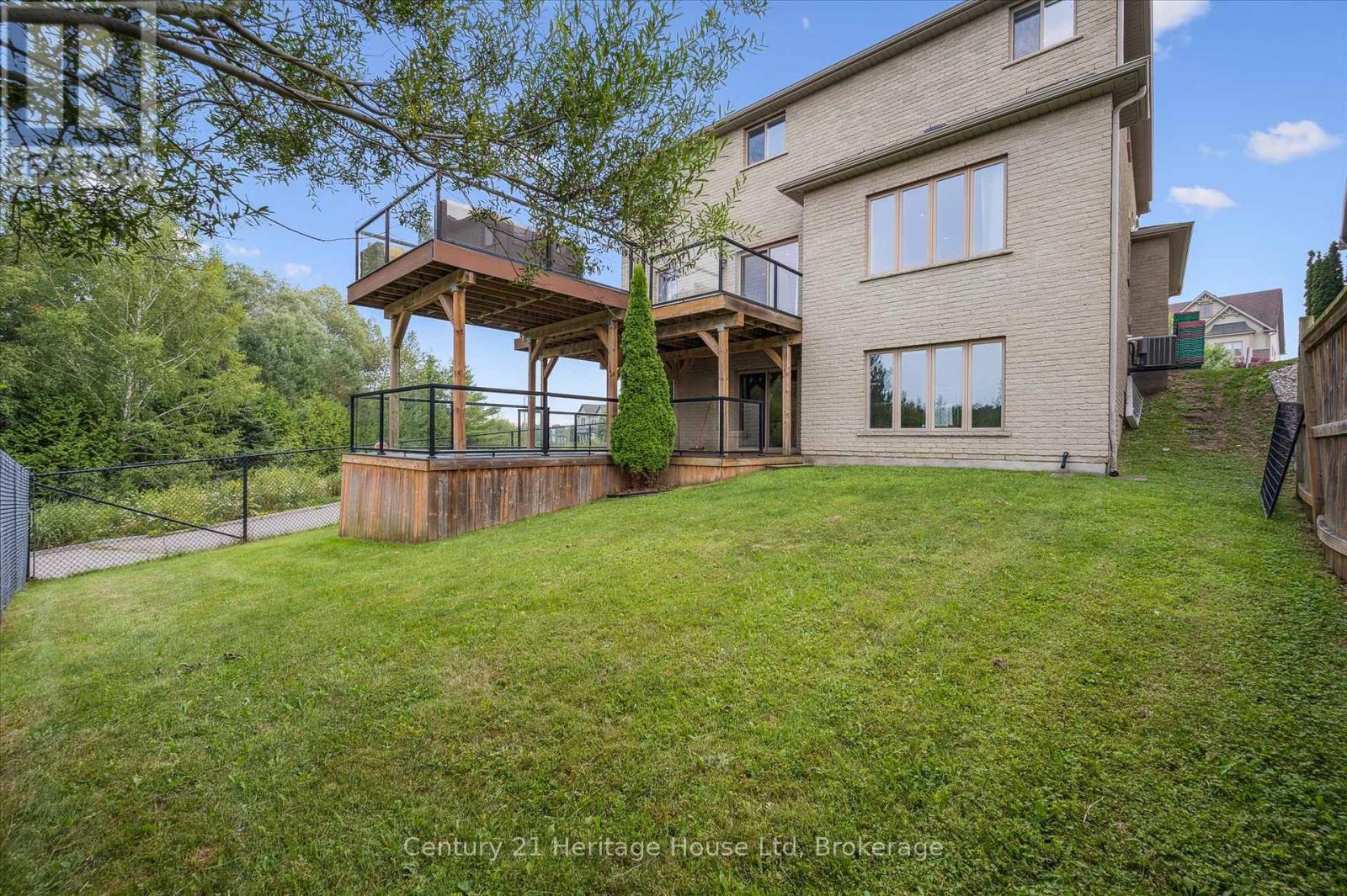 76 Zaduk Place, Guelph, Ontario  N1G 0C4 - Photo 46 - X12327117