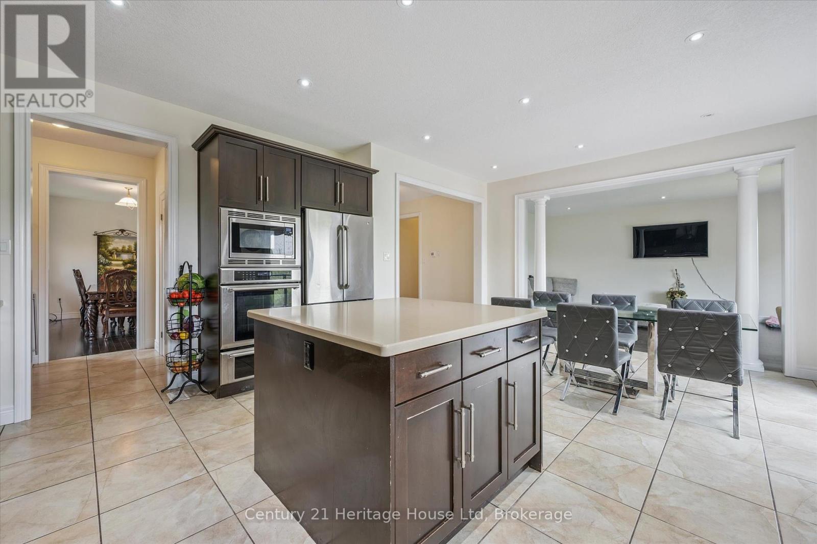 76 Zaduk Place, Guelph, Ontario  N1G 0C4 - Photo 9 - X12327117