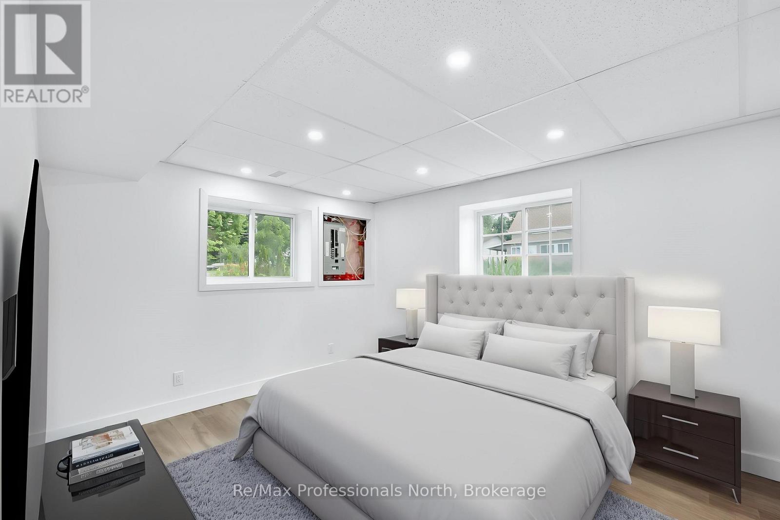 210 Mcpherson Street, Gravenhurst, Ontario  P1P 1R2 - Photo 22 - X12327140