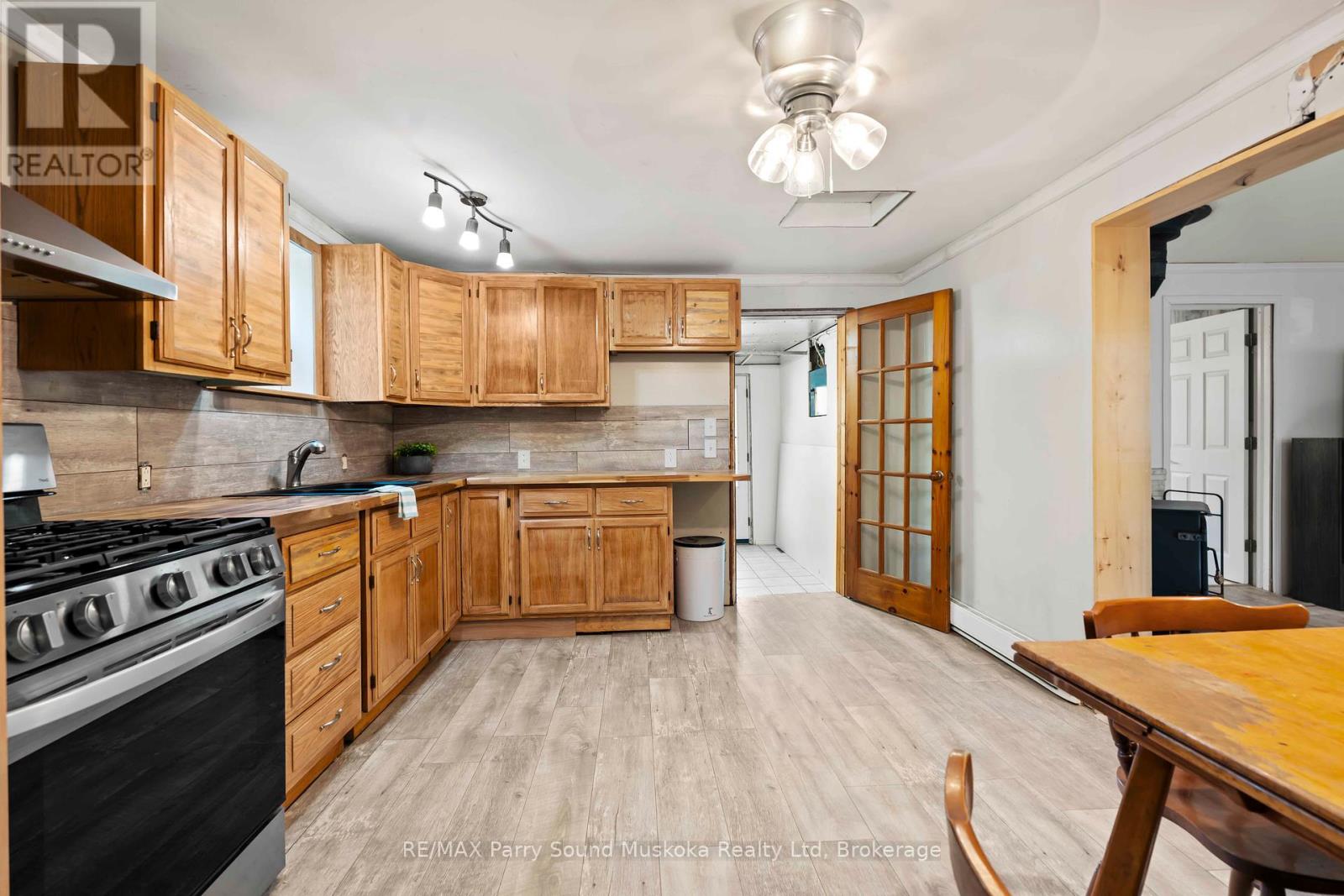 288 Rankin Lake Road, Seguin, Ontario  P2A 2W8 - Photo 11 - X12327161