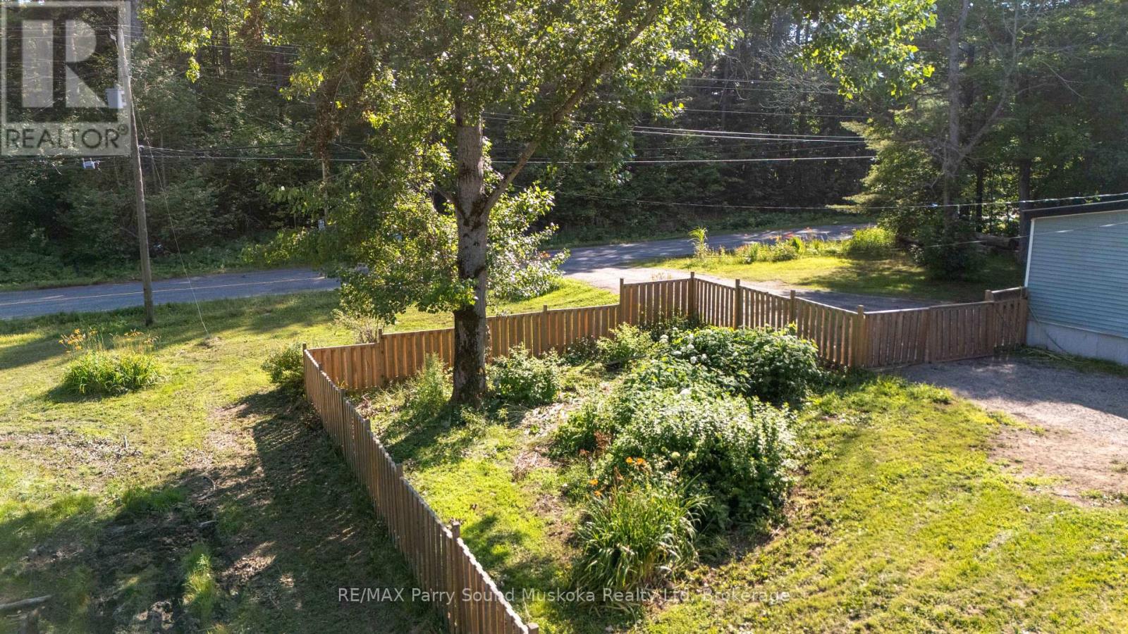 288 Rankin Lake Road, Seguin, Ontario  P2A 2W8 - Photo 25 - X12327161