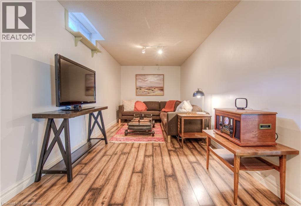228 Haldane Court, Waterloo, Ontario  N2T 1T7 - Photo 32 - 40756621