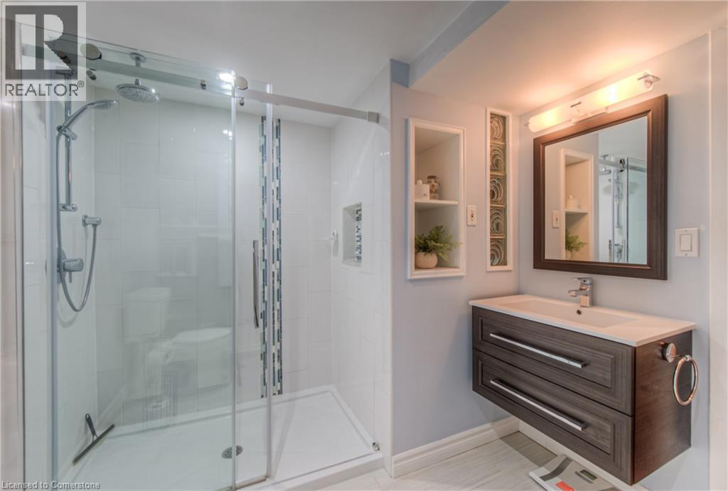 228 Haldane Court, Waterloo, Ontario  N2T 1T7 - Photo 36 - 40756621