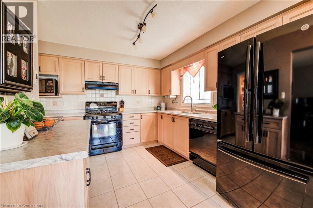 272 Gatehouse Drive, Cambridge, Ontario  N1P 1E6 - Photo 10 - 40757755