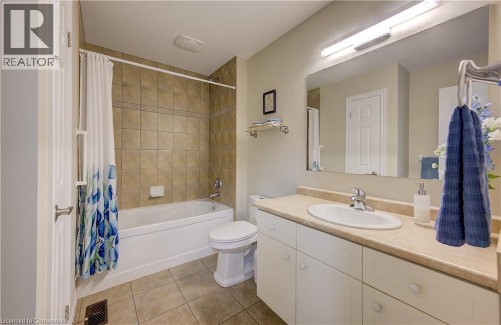 35 Green Gate Boulevard Unit# 28, Cambridge, Ontario  N1T 0A3 - Photo 9 - 40757053