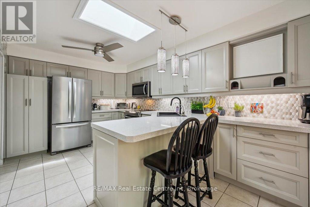 758 Willow Road, Guelph, Ontario  N1K 1Z2 - Photo 21 - X12327346