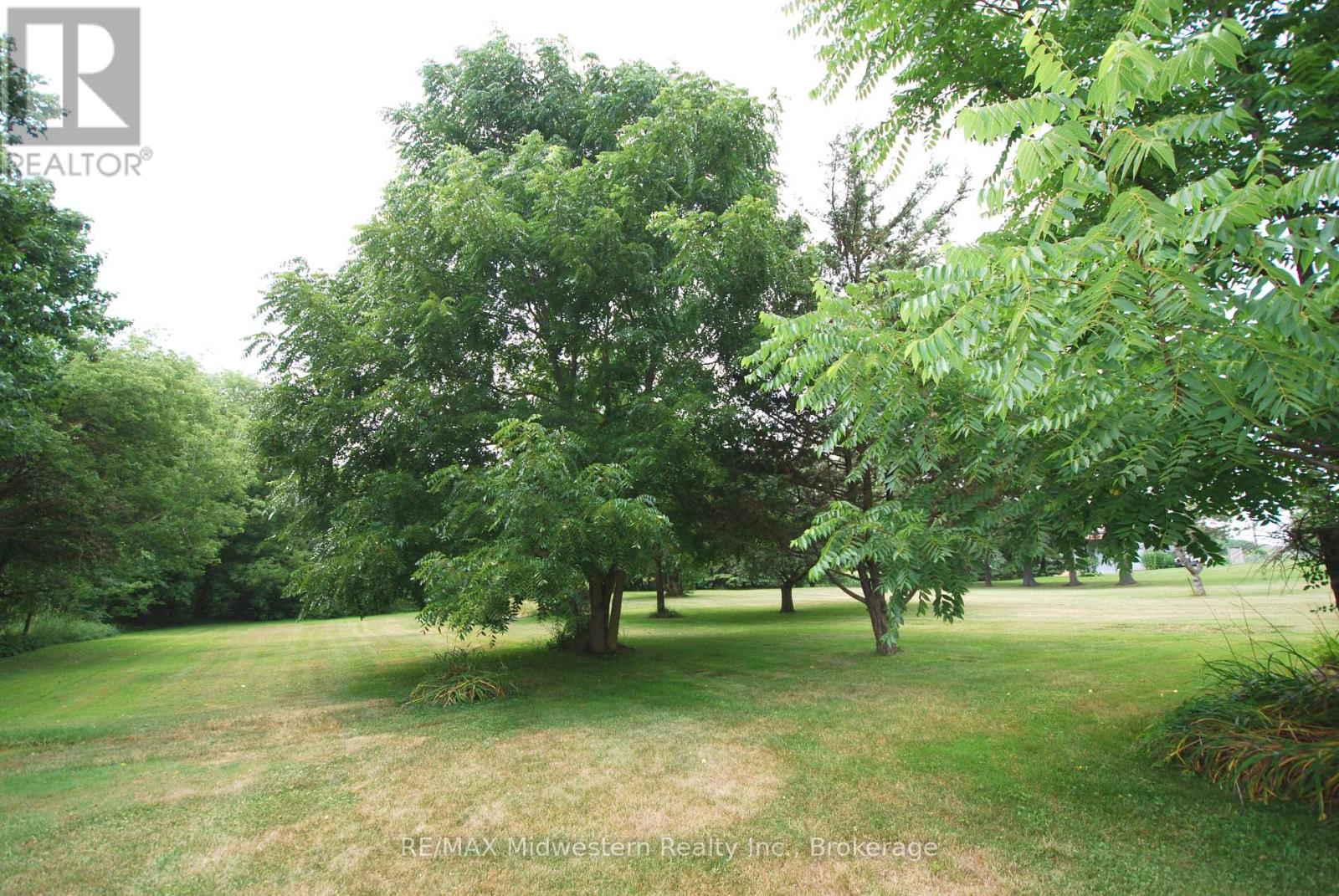 445 Brunswick Street, Minto, Ontario  N0G 2P0 - Photo 3 - X12327367