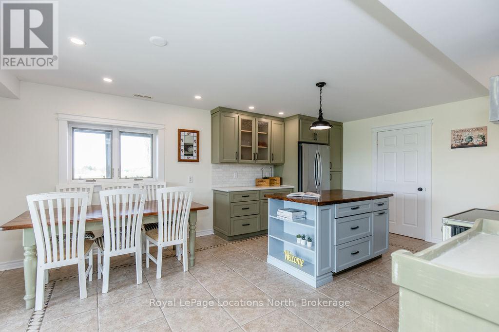 236254 Grey 13 Road, Grey Highlands, Ontario  N0C 1G0 - Photo 39 - X12327467