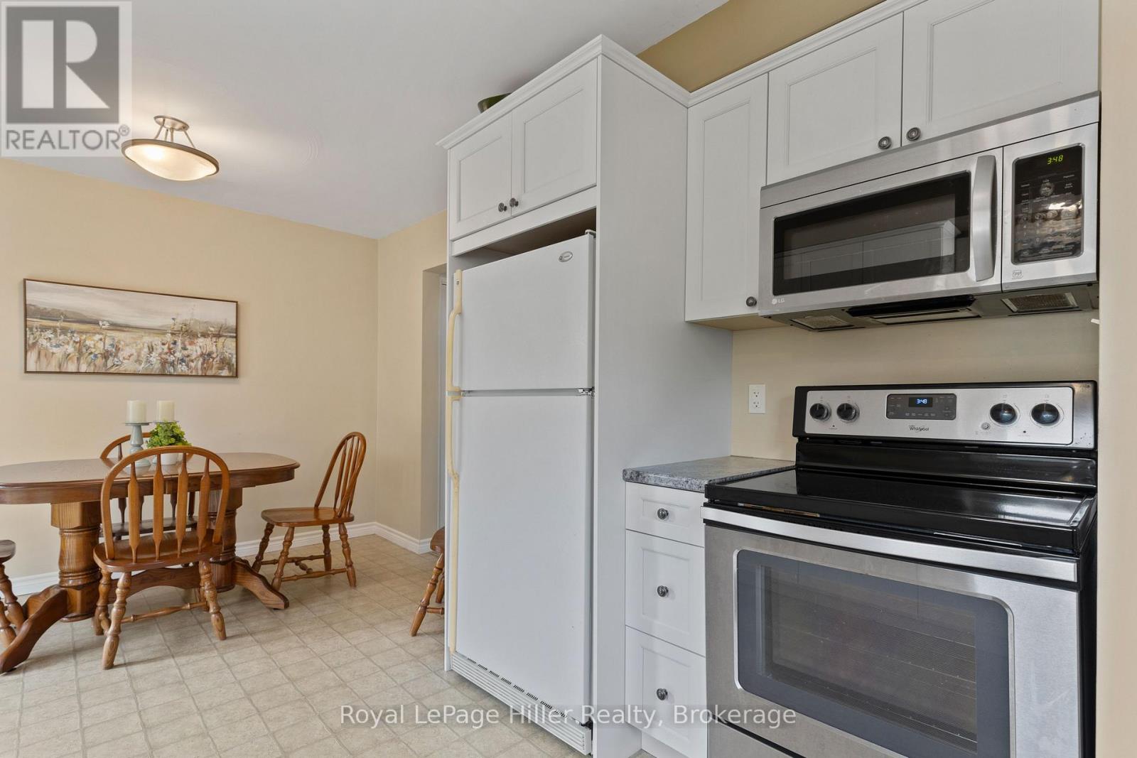 47 Kemp Crescent, Stratford, Ontario  N5A 5C2 - Photo 15 - X12327496
