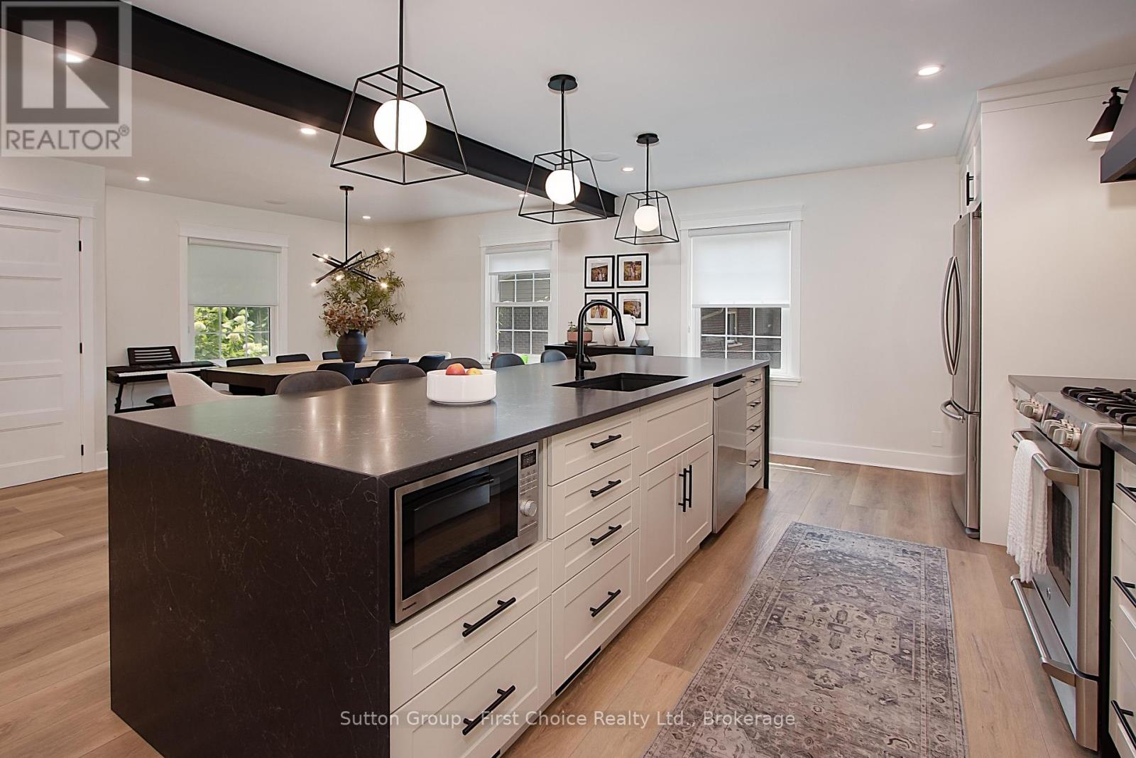 106 Matilda Street, Stratford, Ontario  N5A 6S1 - Photo 9 - X12327573