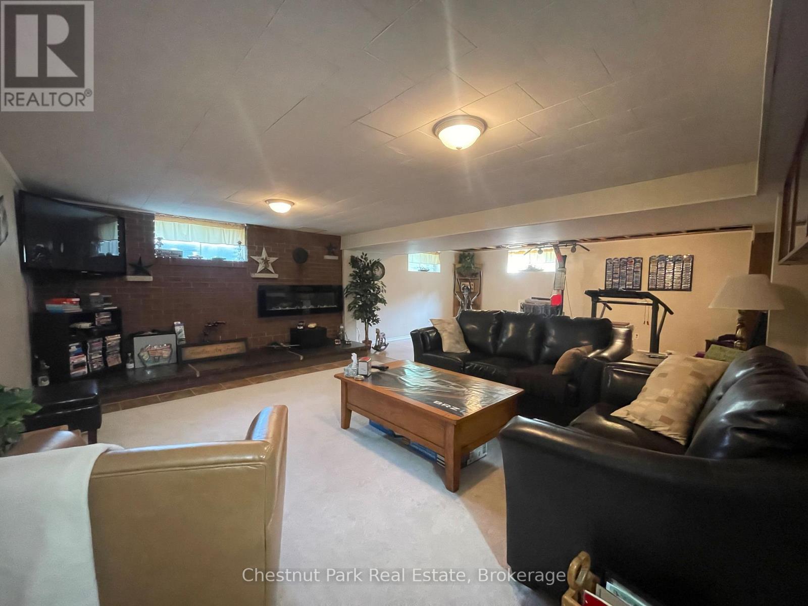 319 Gould Street, South Bruce Peninsula, Ontario  N0H 2T0 - Photo 17 - X12327574