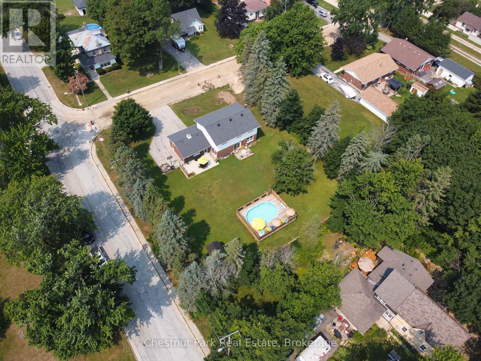 319 Gould Street, South Bruce Peninsula, Ontario  N0H 2T0 - Photo 24 - X12327574