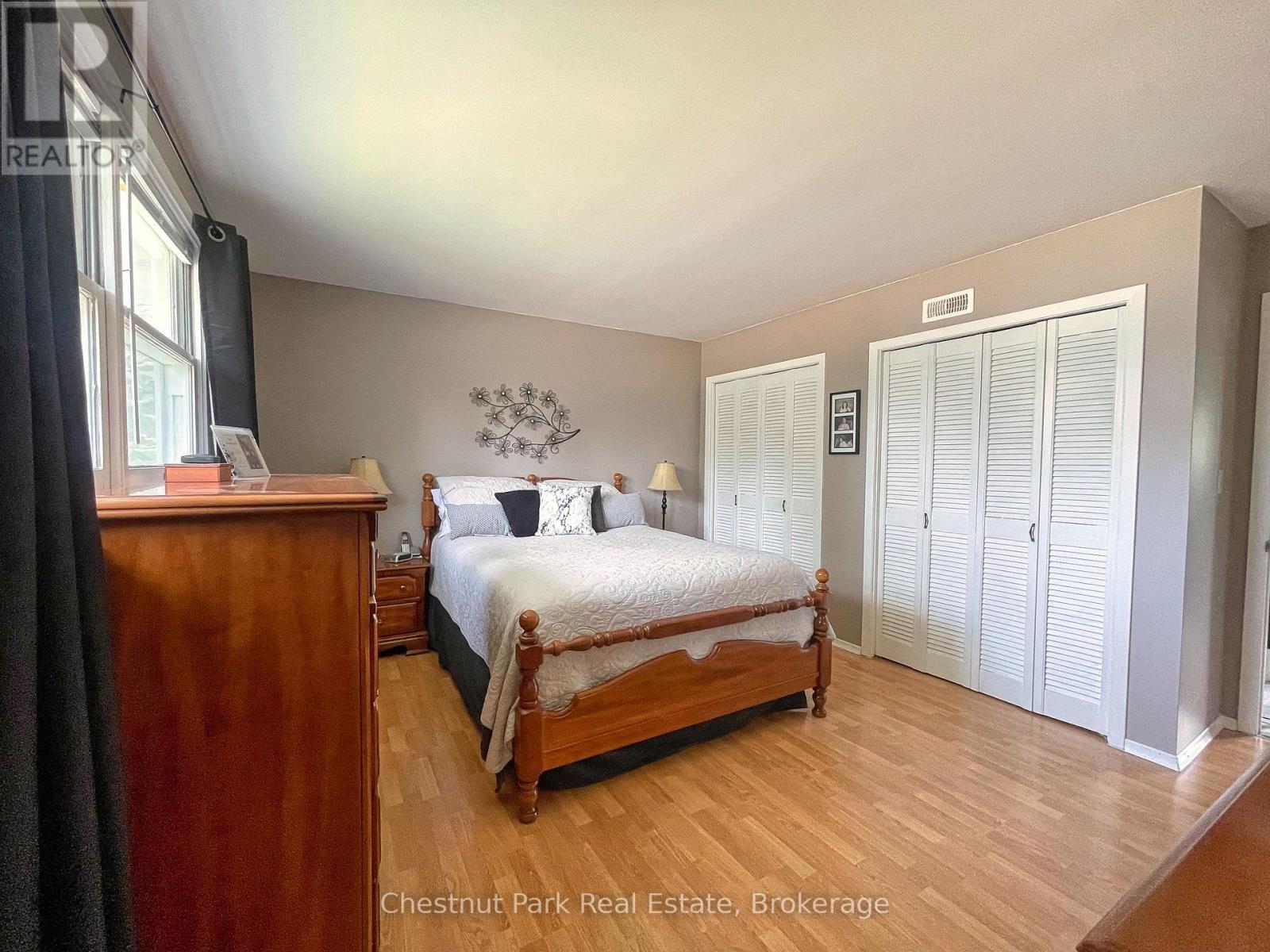 319 Gould Street, South Bruce Peninsula, Ontario  N0H 2T0 - Photo 9 - X12327574
