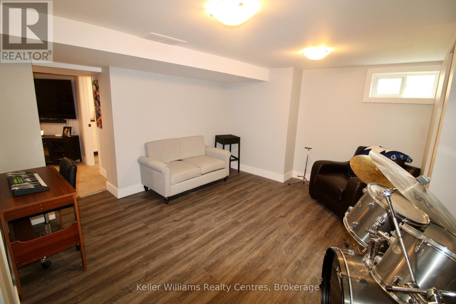 445 13th Street, Hanover, Ontario  N4N 1Y2 - Photo 26 - X12328059