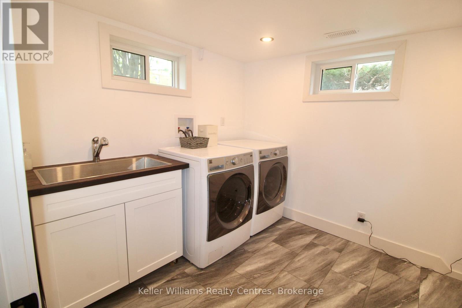 445 13th Street, Hanover, Ontario  N4N 1Y2 - Photo 31 - X12328059