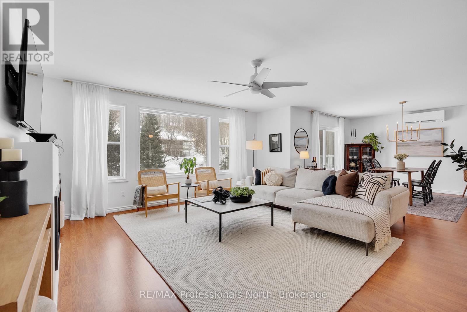 47 Farmcrest Avenue, Dysart Et Al, Ontario  K0M 1S0 - Photo 6 - X12328121