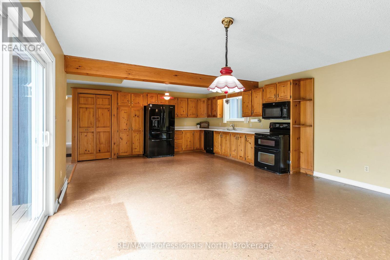 3539 County Road 21, Minden Hills, Ontario  K0M 1S0 - Photo 12 - X12328162