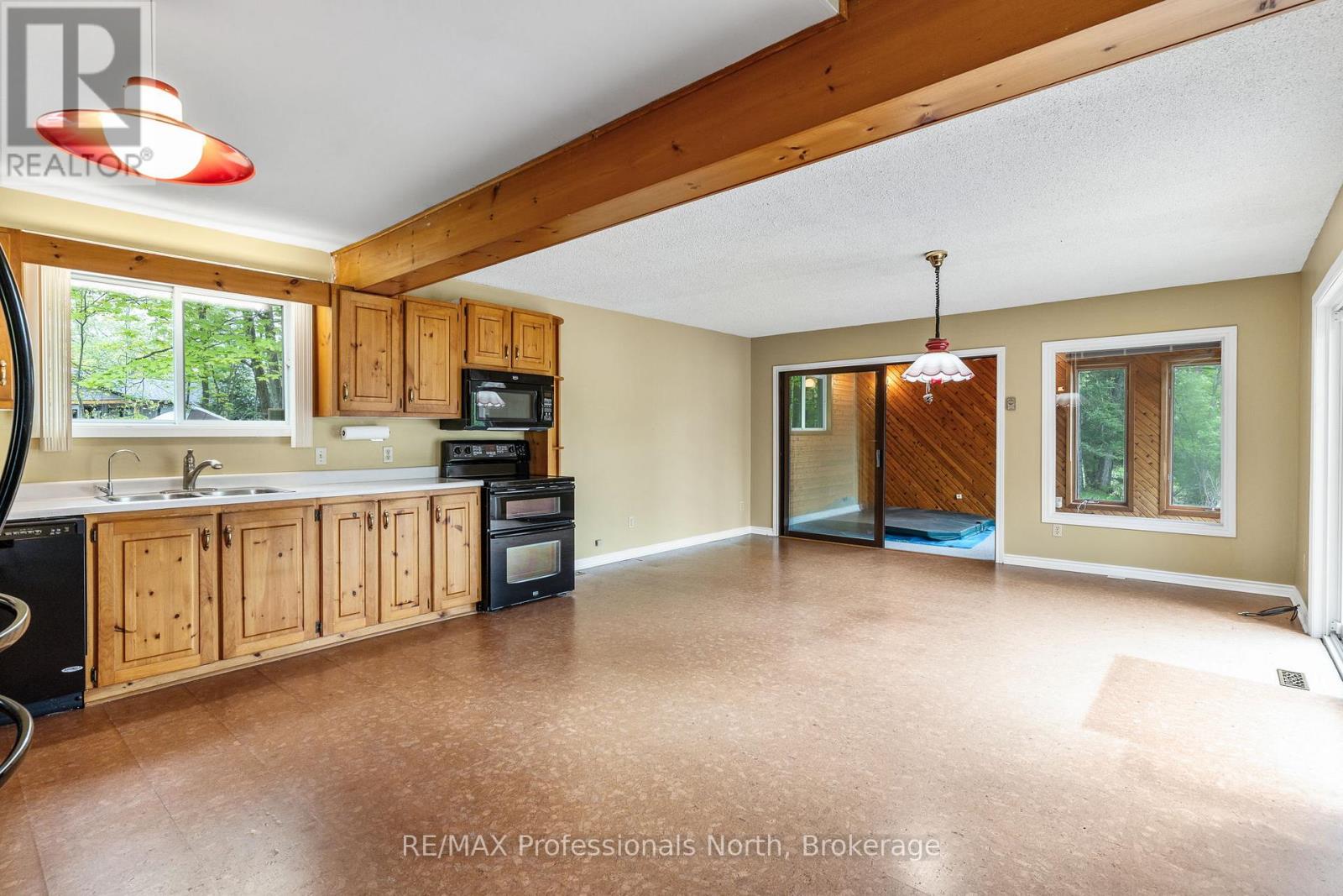 3539 County Road 21, Minden Hills, Ontario  K0M 1S0 - Photo 15 - X12328162