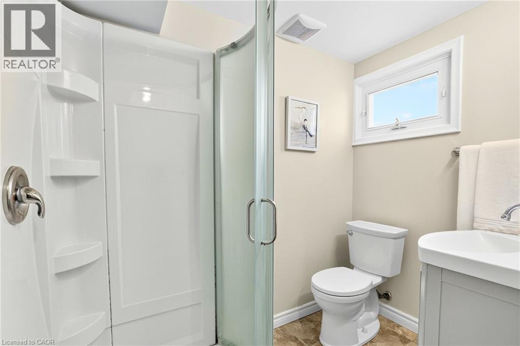 198 San Pedro Drive, Hamilton, Ontario  L9C 2E1 - Photo 28 - 40757936