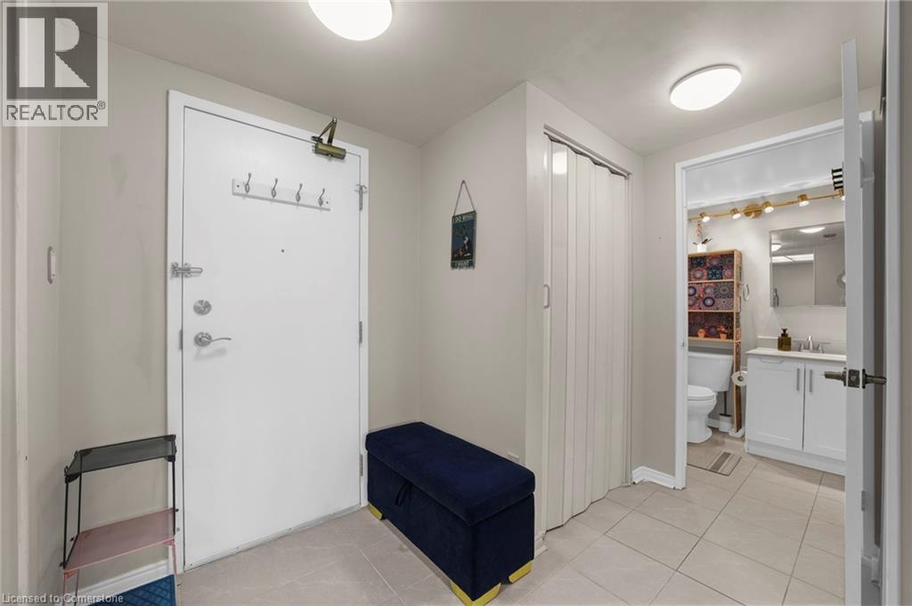8351 Mclaughlin Road S Unit# 403, Brampton, Ontario  L6Y 4H8 - Photo 6 - 40757538