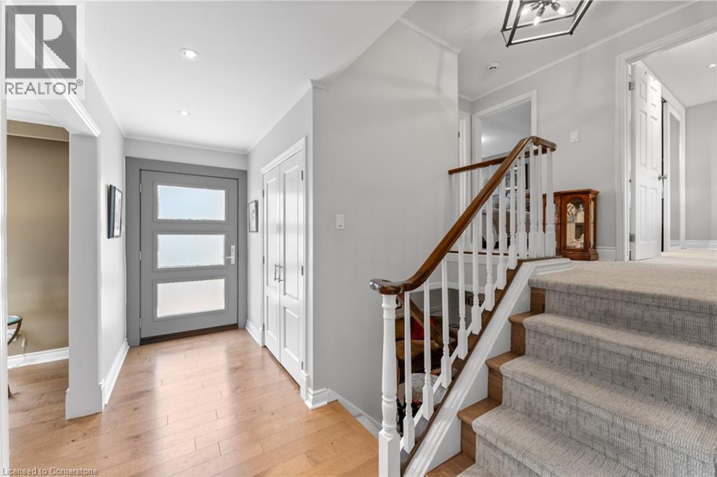 637 Thornwood Avenue, Burlington, Ontario  L7N 3B9 - Photo 4 - 40757759