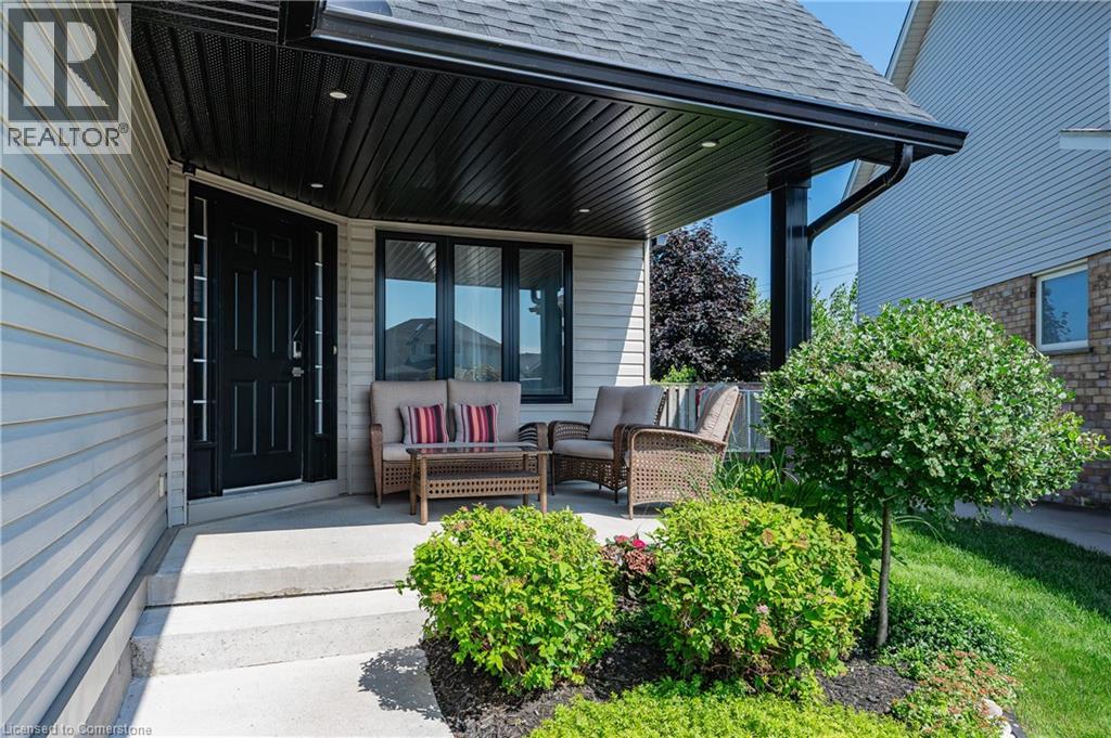173 Hawkins Drive, Cambridge, Ontario  N1T 2A4 - Photo 3 - 40757540