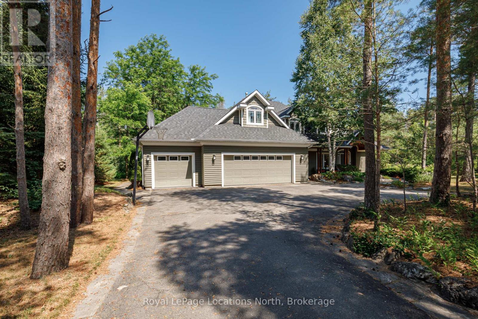6 Alpine Court, Collingwood, Ontario  L9Y 4W7 - Photo 4 - S12328470