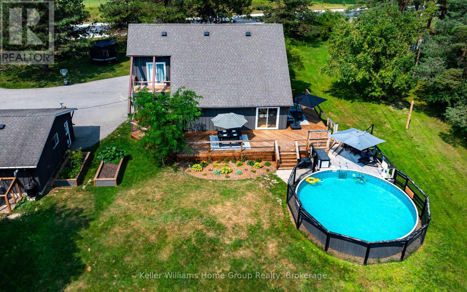 7021 Wellington Rd 109 Road, Mapleton, Ontario  N0G 2K0 - Photo 4 - X12328323