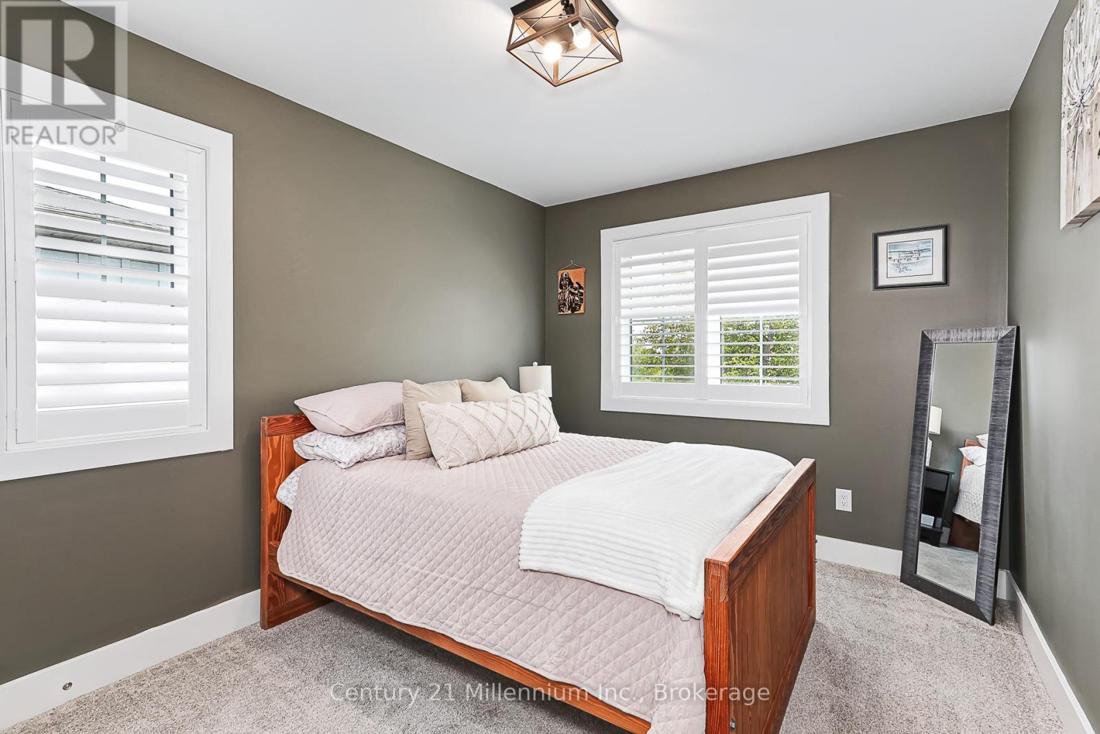 238 Courtland Street, Blue Mountains, Ontario  L9Y 4E2 - Photo 20 - X12328402