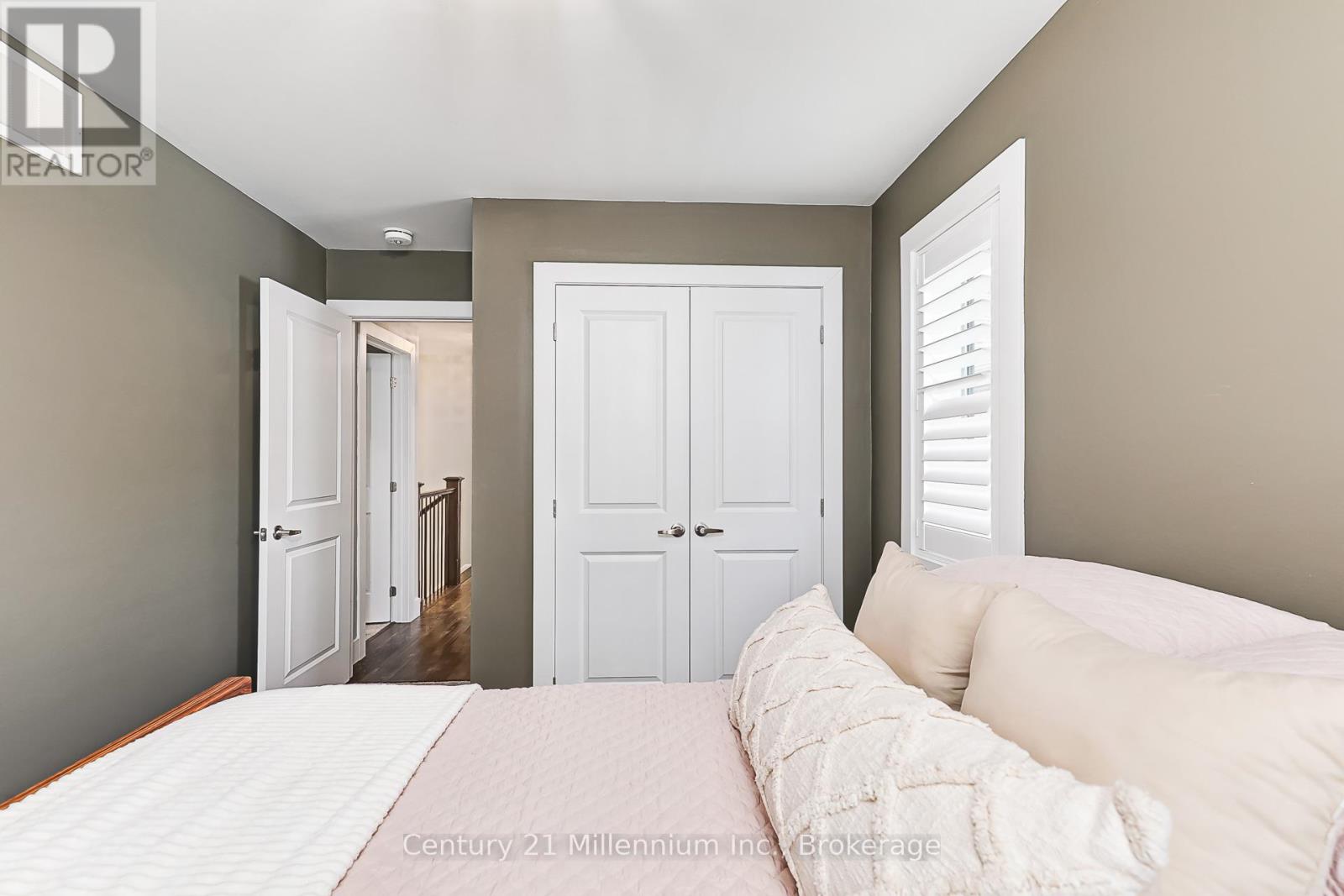 238 Courtland Street, Blue Mountains, Ontario  L9Y 4E2 - Photo 21 - X12328402