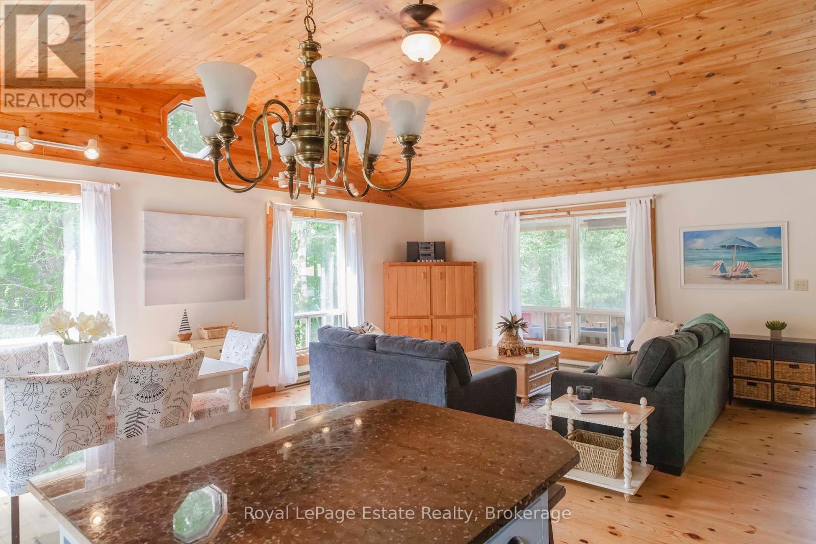 503 Bruce Avenue, South Bruce Peninsula, Ontario  N0H 2G0 - Photo 26 - X12328418