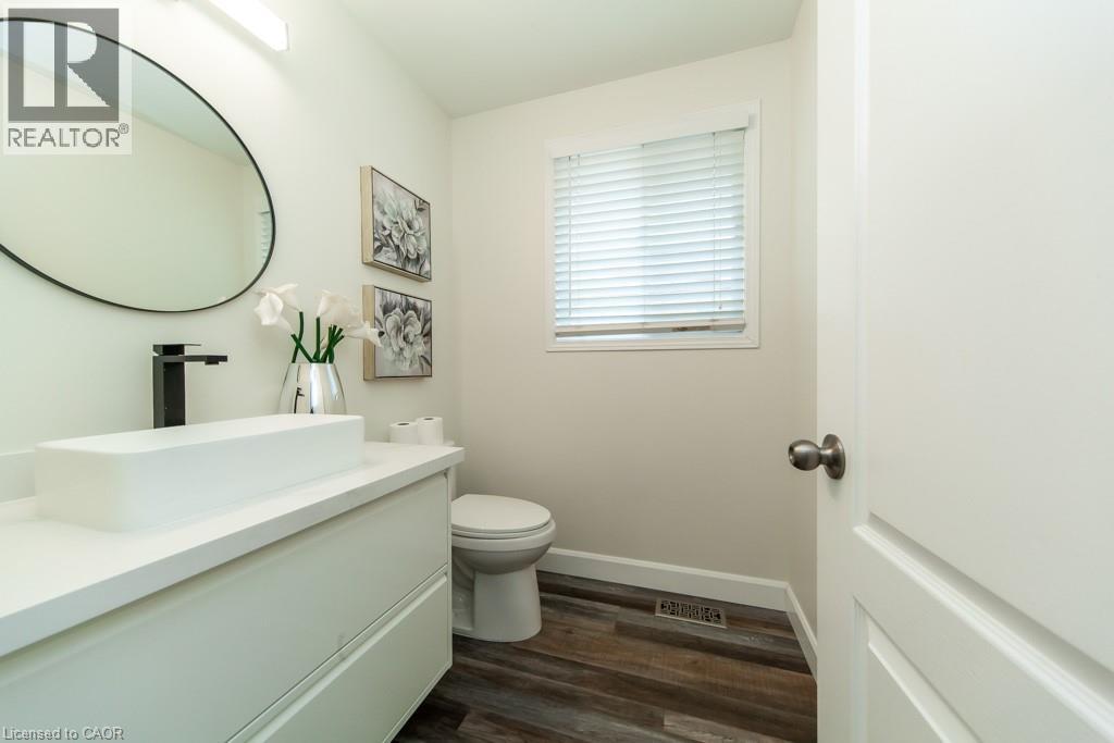 579 Windjammer Way, Waterloo, Ontario  N2K 3Z6 - Photo 20 - 40757825