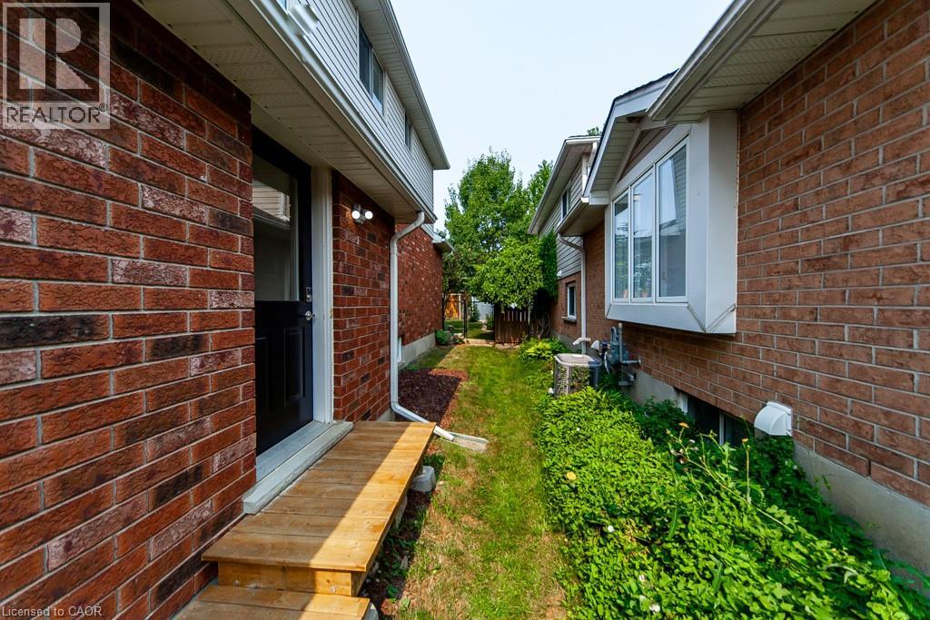 579 Windjammer Way, Waterloo, Ontario  N2K 3Z6 - Photo 46 - 40757825