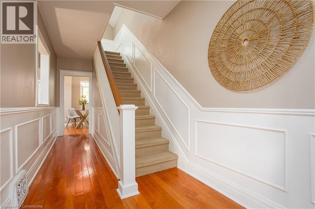 209 Weir Street N, Hamilton, Ontario  L8H 5G2 - Photo 5 - 40757874