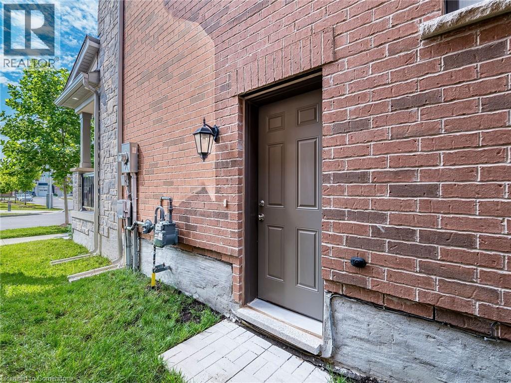 323 Harold Dent Trail, Oakville, Ontario  L6M 1R3 - Photo 4 - 40757975