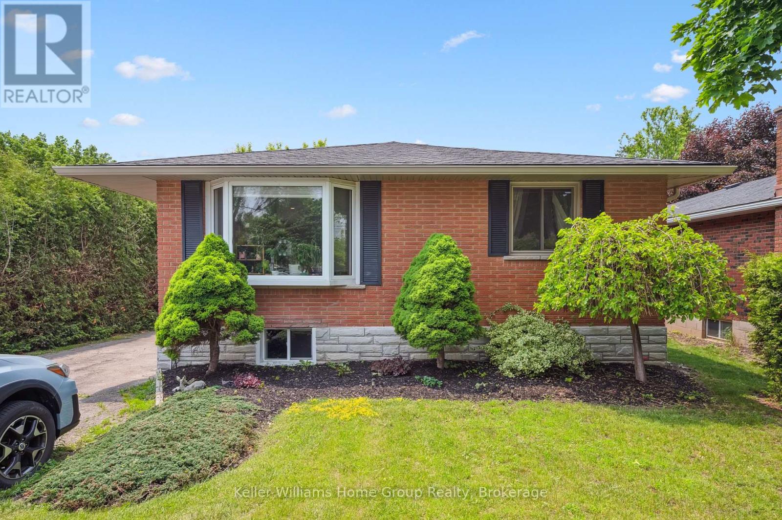 234 Delhi Street, Guelph, Ontario  N1E 4K2 - Photo 1 - X12328586