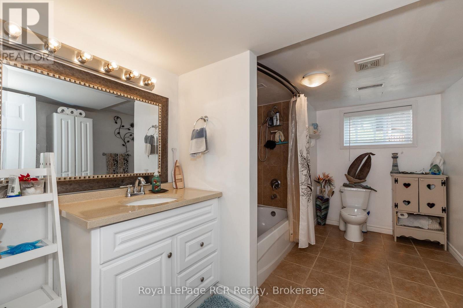 113 Glenwood Place, West Grey, Ontario  N0C 1H0 - Photo 42 - X12328636